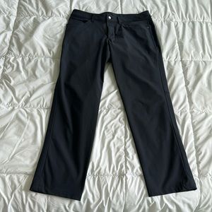 Lululemon men’s Blue ABC pants size 32x30.